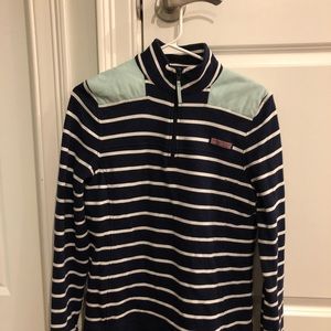 Womens vineyard vines pullover size s